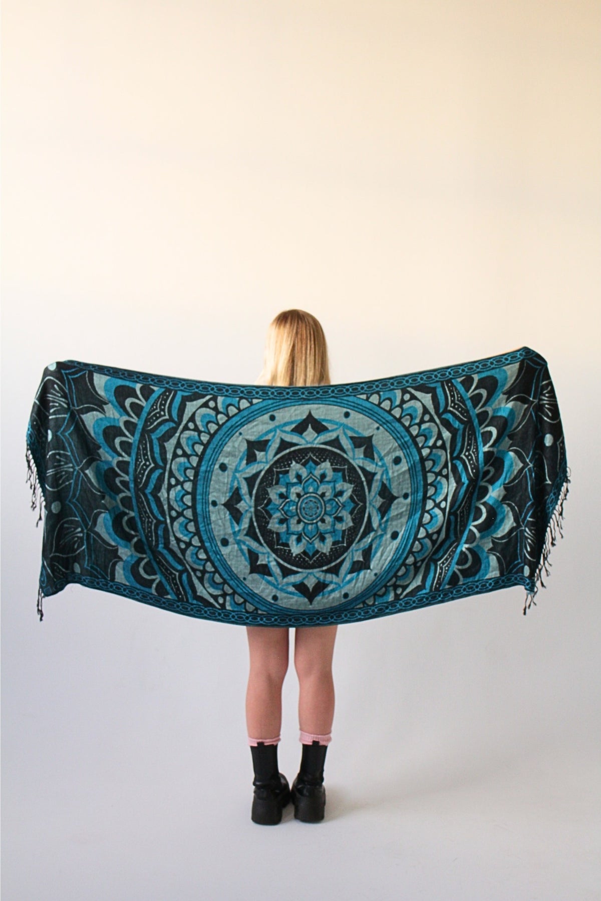 Labyrinth Flower Pashmina Shawl